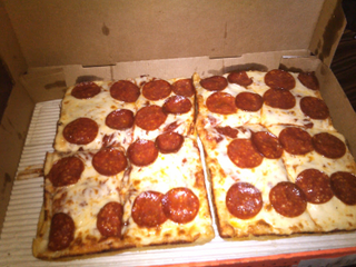 Illustration for article titled Should You Try Little Caesars' 'Detroit-Style' Pizza?